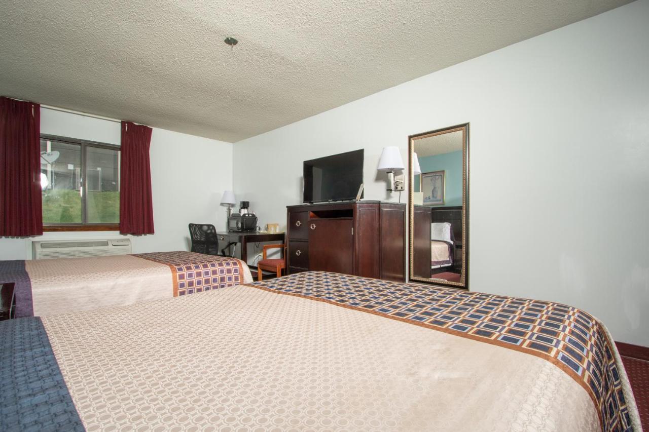Eastbrook Inn Ронкс Экстерьер фото